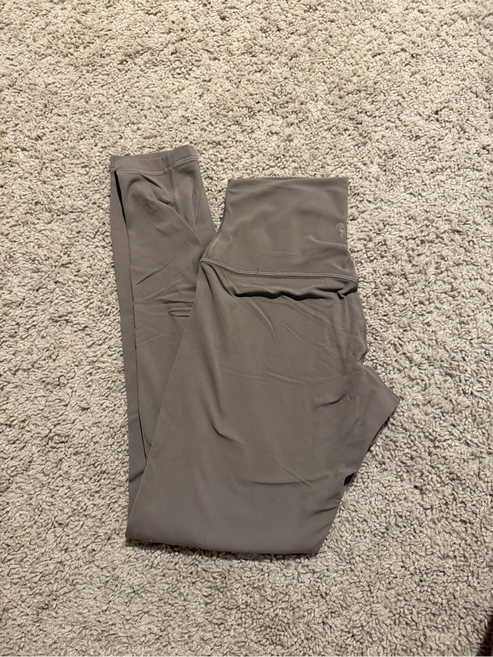 Aritzia TNA Butter Cheeky High Rise Leggings Tan Size 4